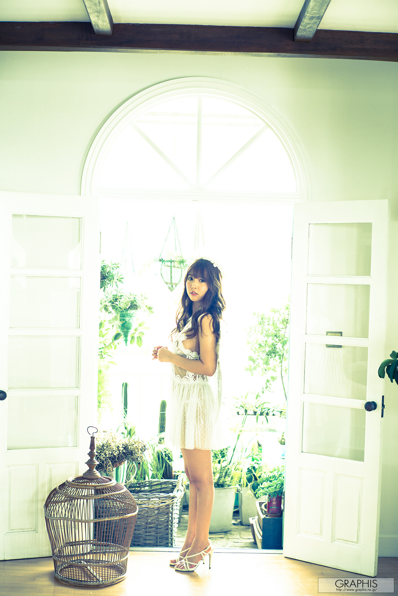 Yua Mikami 三上悠亜, [Graphis] Gals 『Divine Sprout』 Vol.04