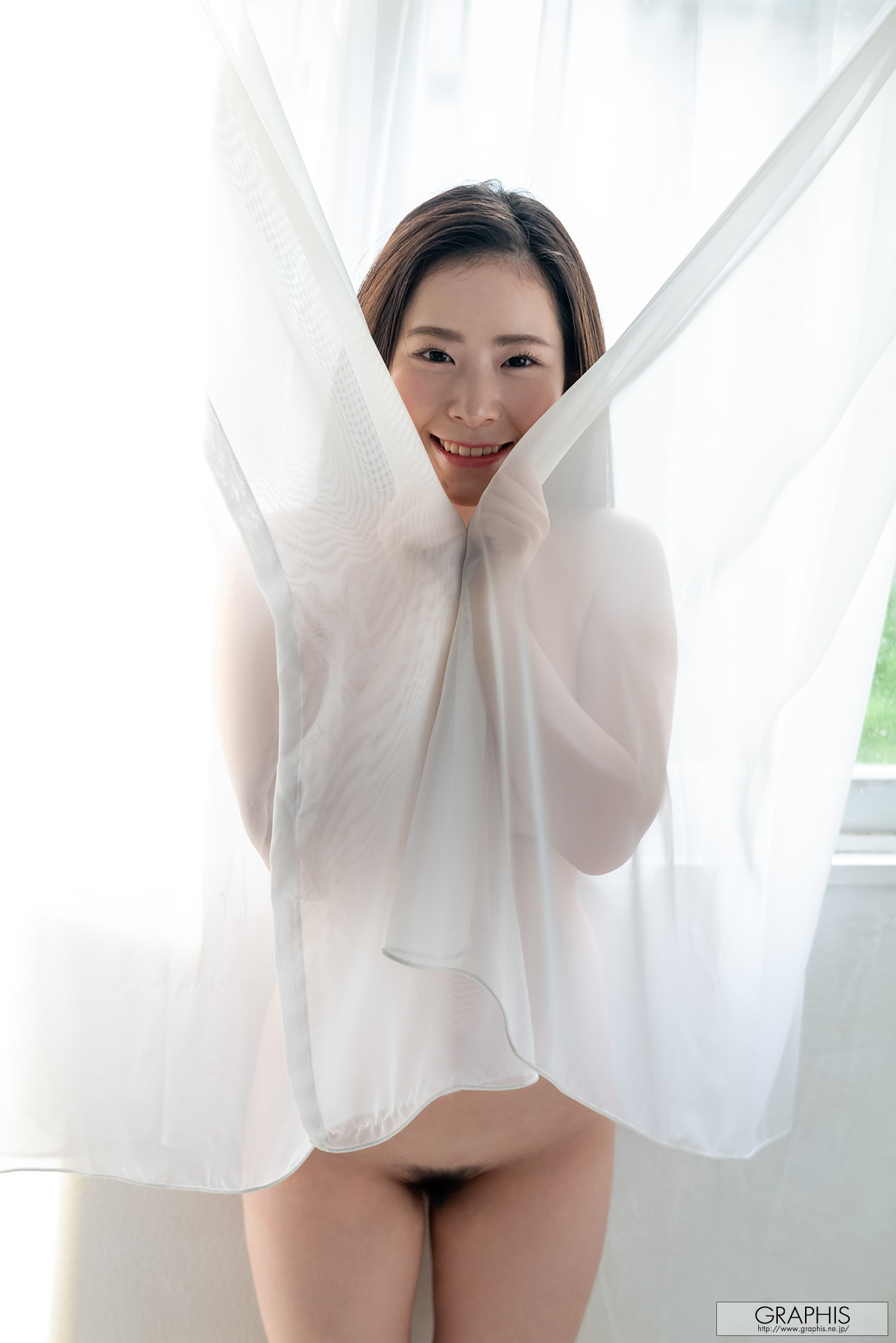 Ena Satsuki 沙月恵奈, [Graphis] First Gravure VOL.03