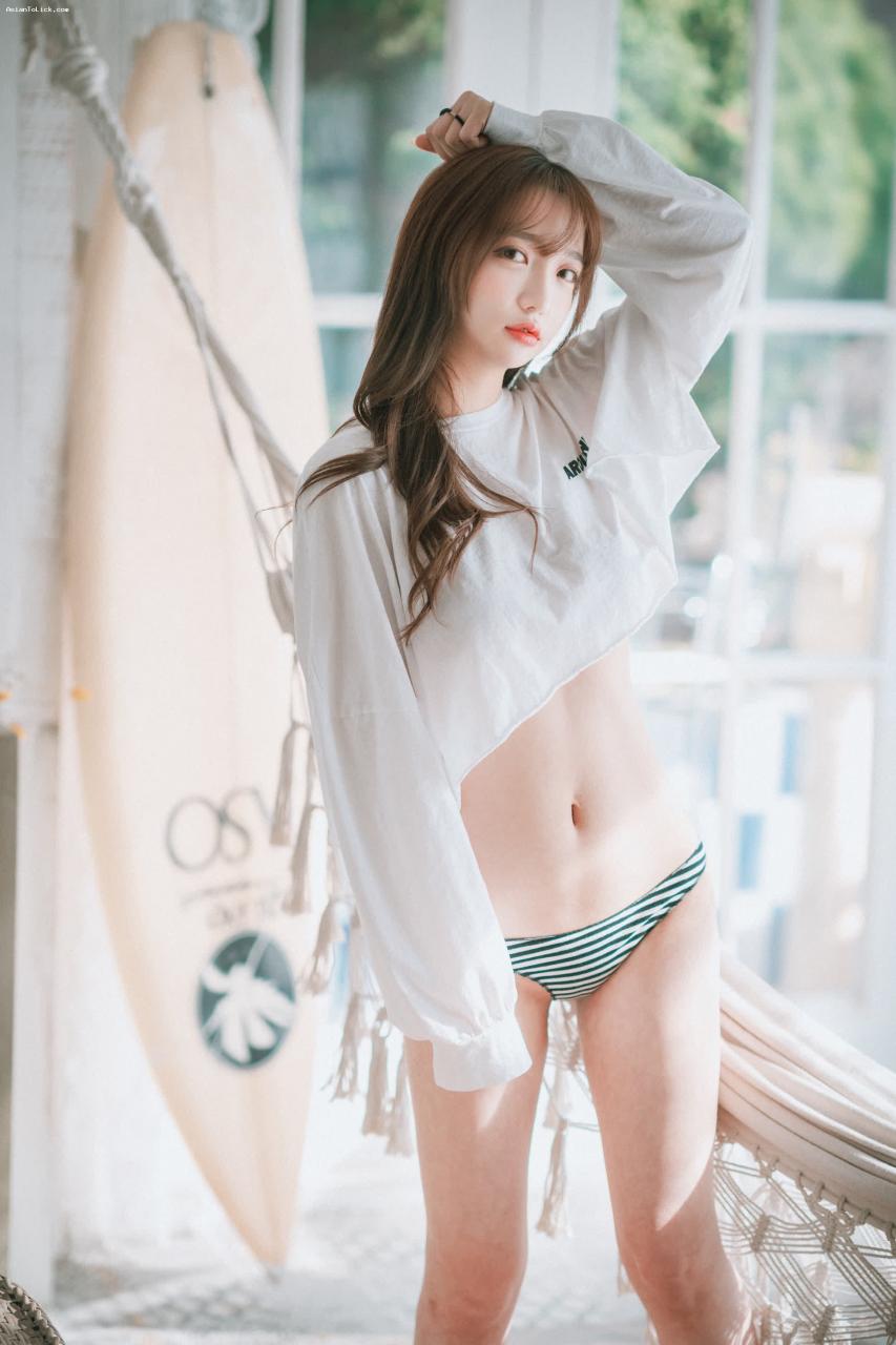 DJAWA Photo – Son Ye-Eun (손예은)